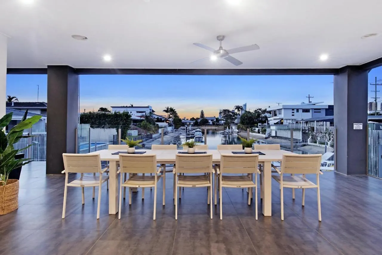 Luxico The Grand