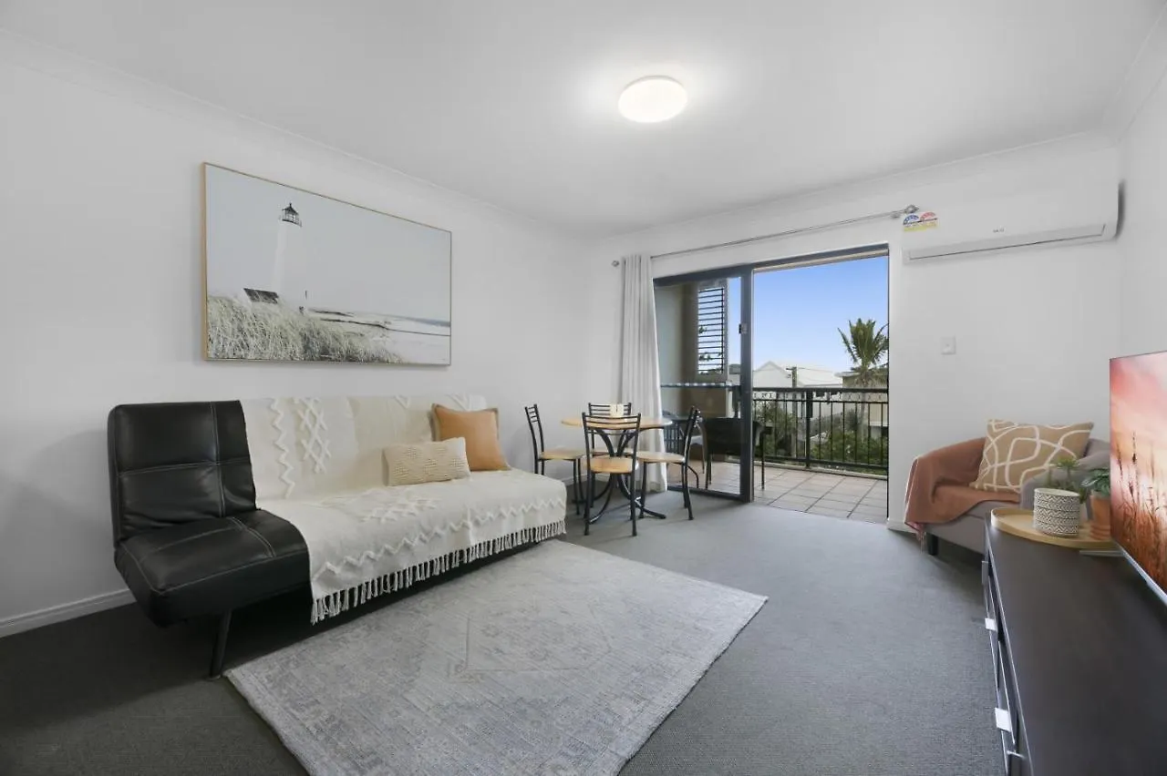 'little Mermaid' Location Walk To And Restaurants - Sleeps 4 *