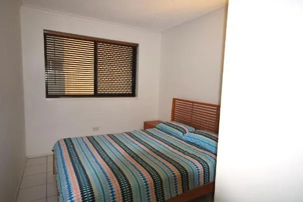 Gough House - Hosted By Burleigh Letting