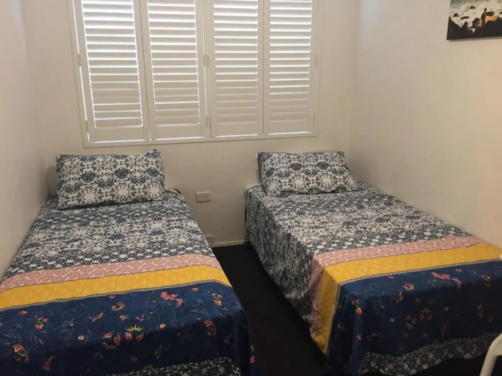 Paradise Grove - Hosted By Burleigh Letting