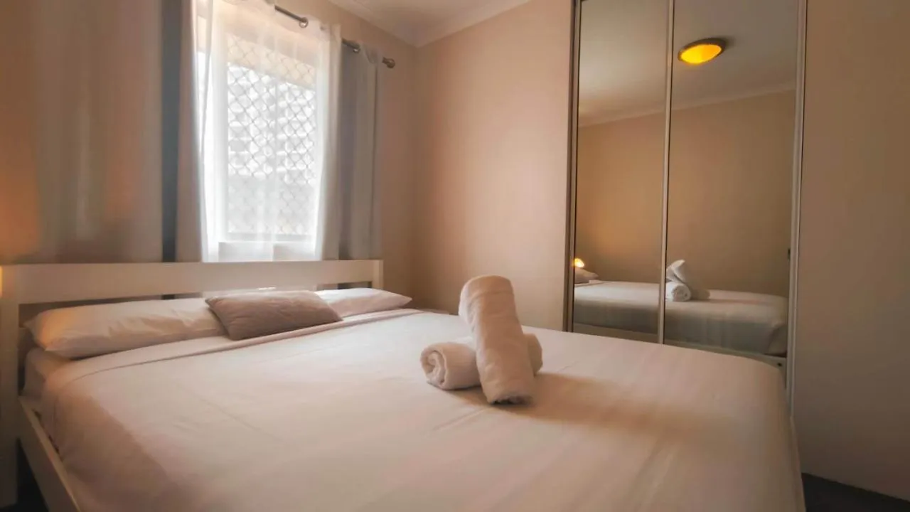 Apartment K Surfers Paradise *
