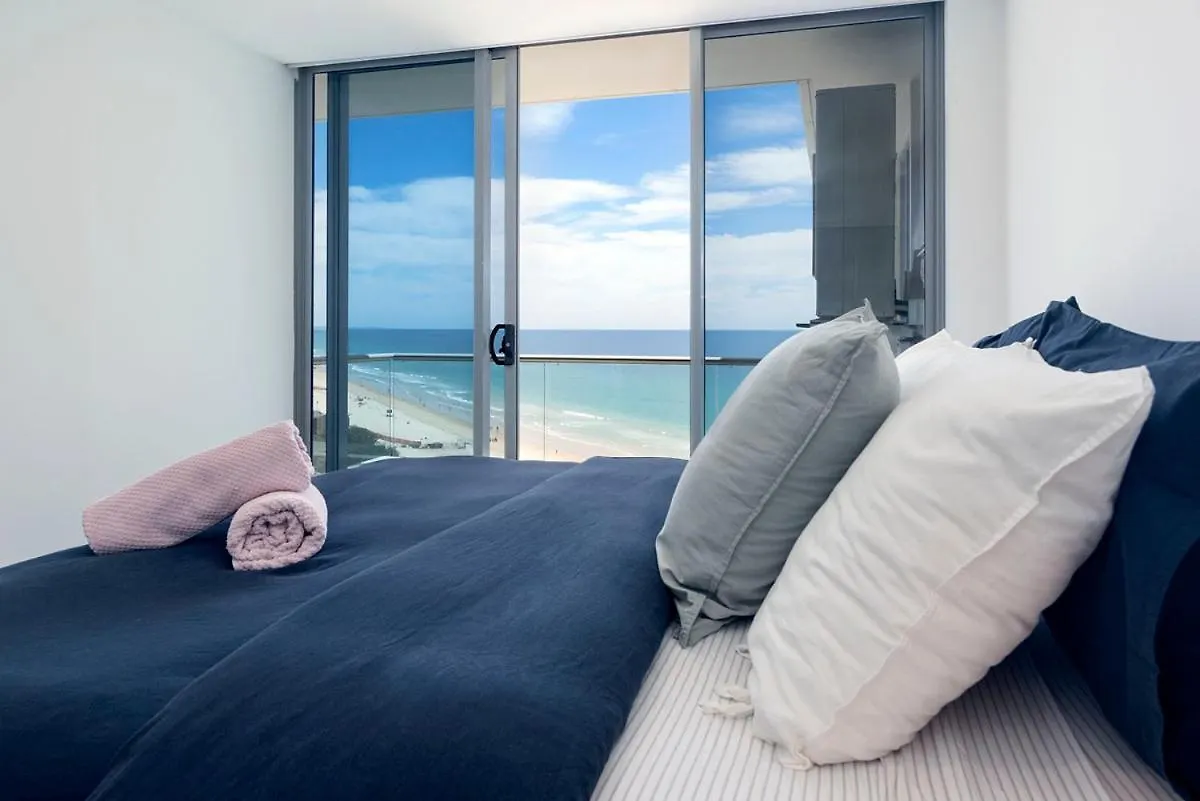 Apartment Beachfront Surfers Paradise Berkeley By The Sea