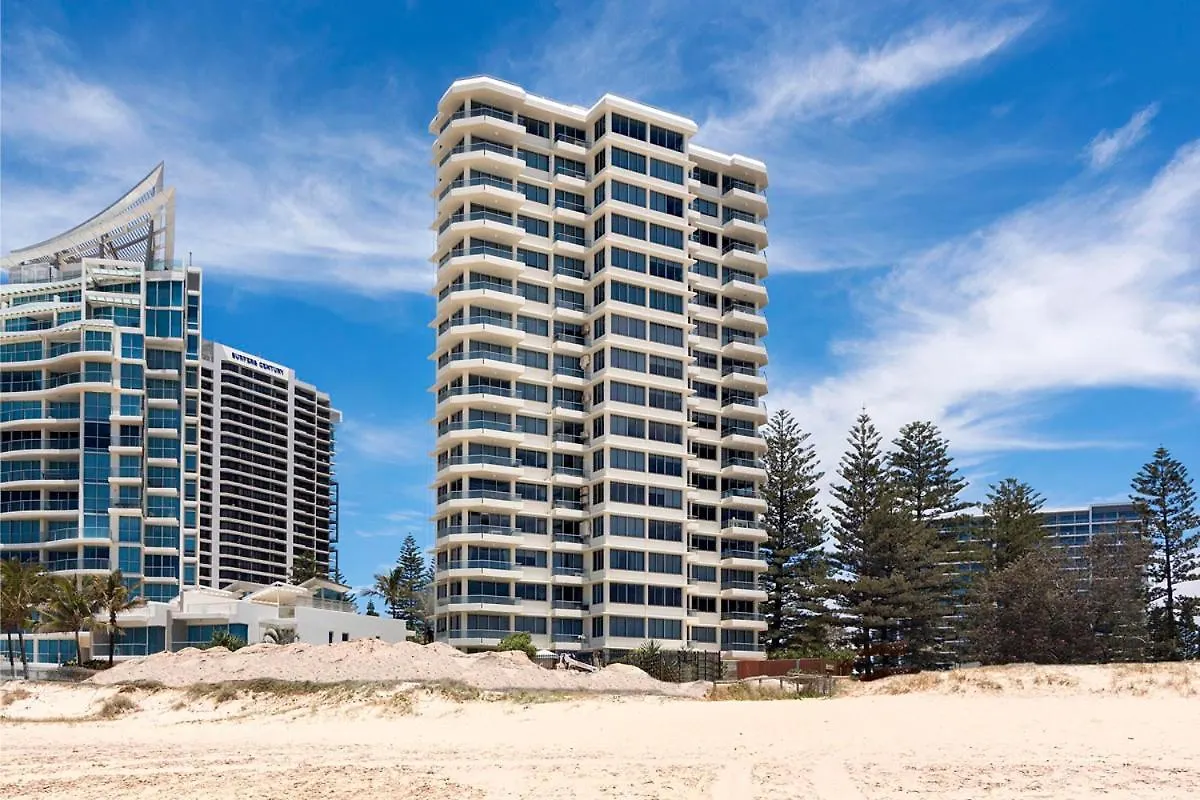 Beachfront Surfers Paradise Berkeley By The Sea Apartment Gold Coast