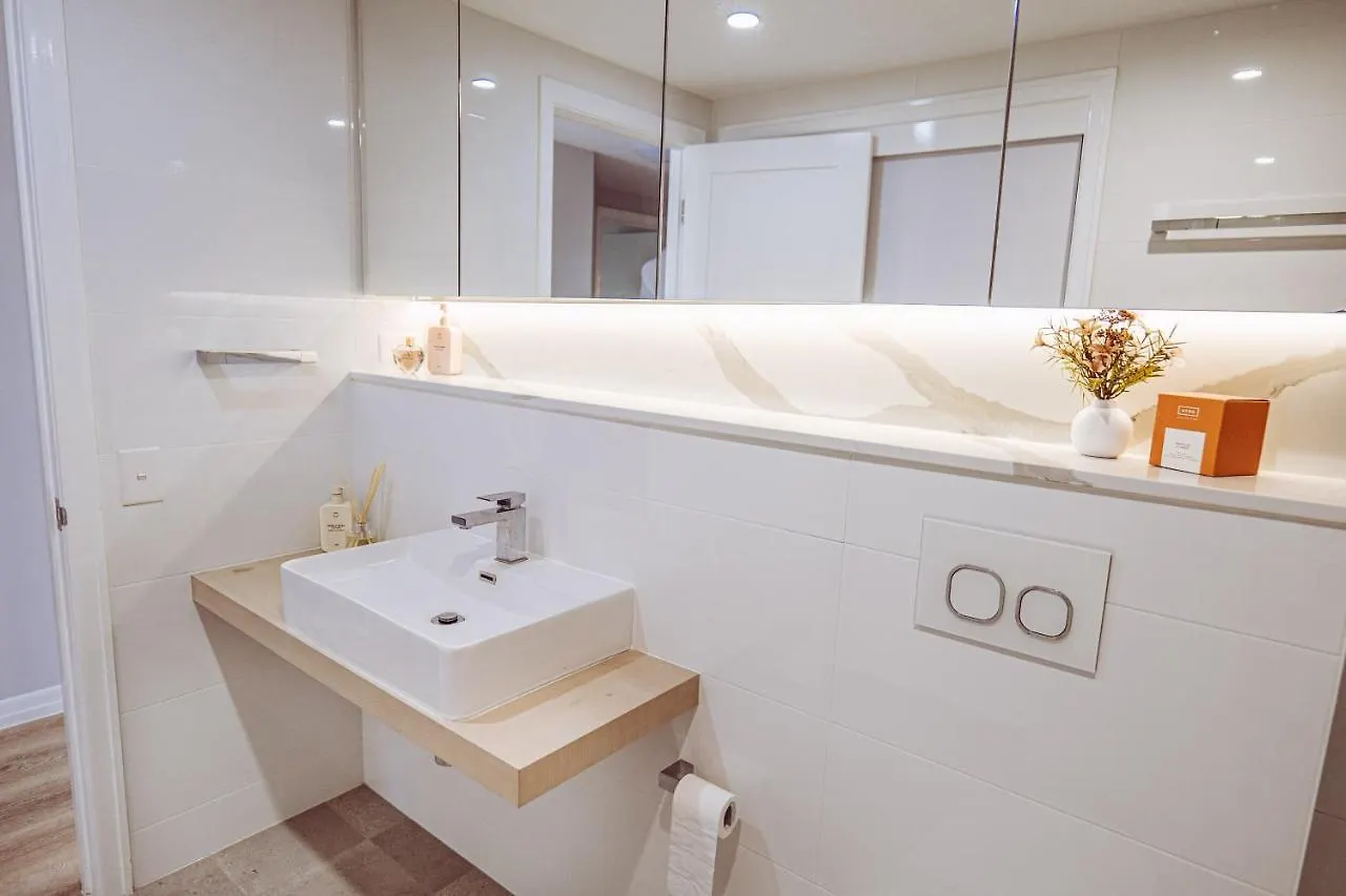 Luxury Canal Paradise, 3 Bed In Broadbeach Waters * Gold Coast