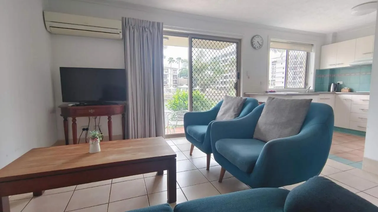 K Surfers Paradise Apartment *