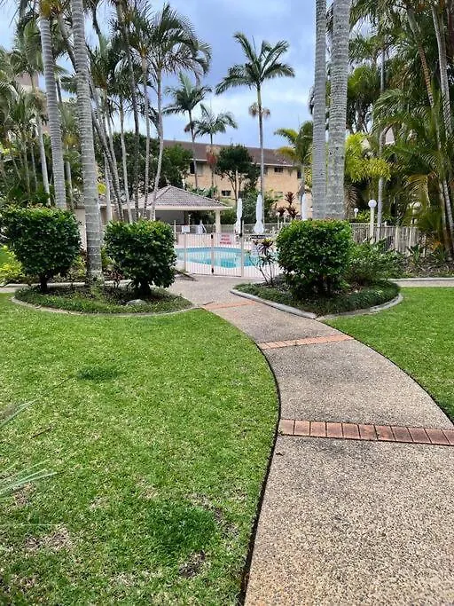 Santa Monica - Hosted By Burleigh Letting * Gold Coast