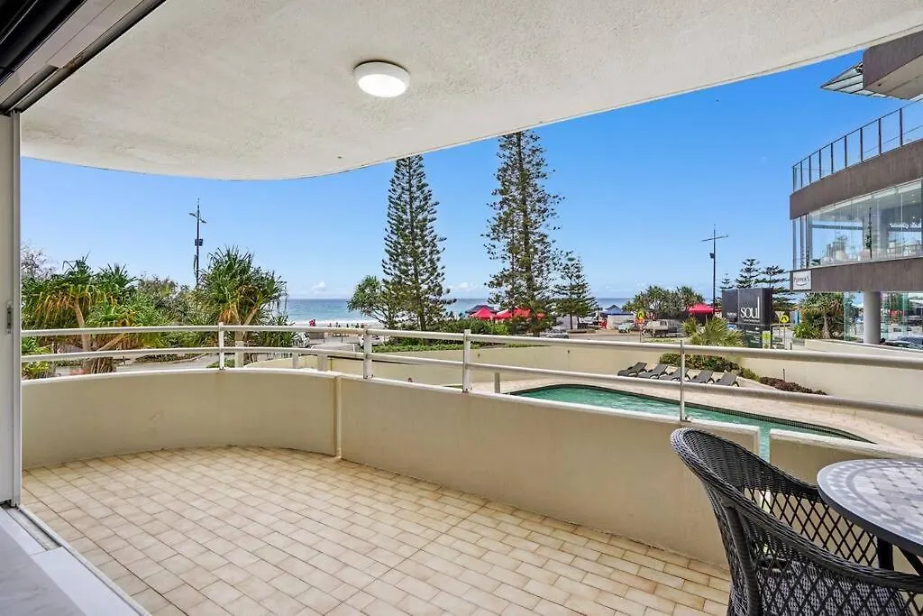 Zenith 2bd Absolute Beachfront Surfers Paradise Appartamento *