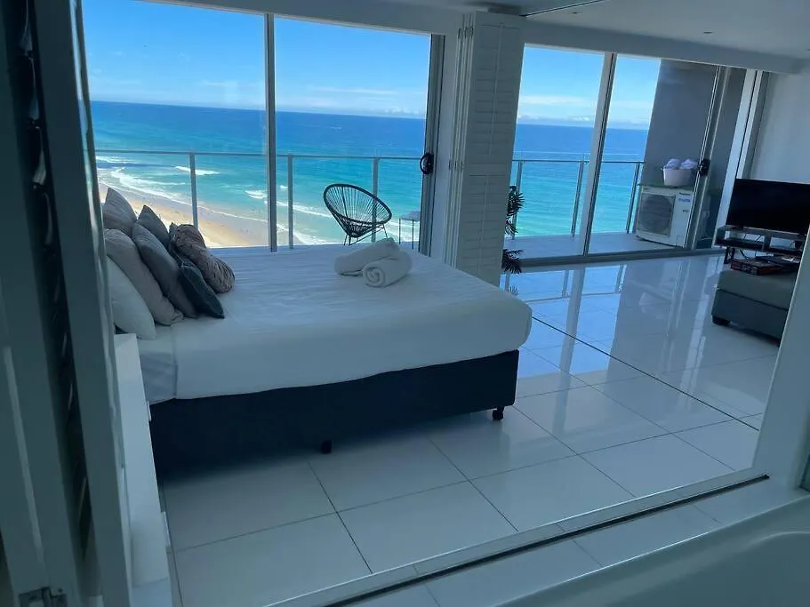 Absolute Beachfront Surfers Paradise Appartamento *