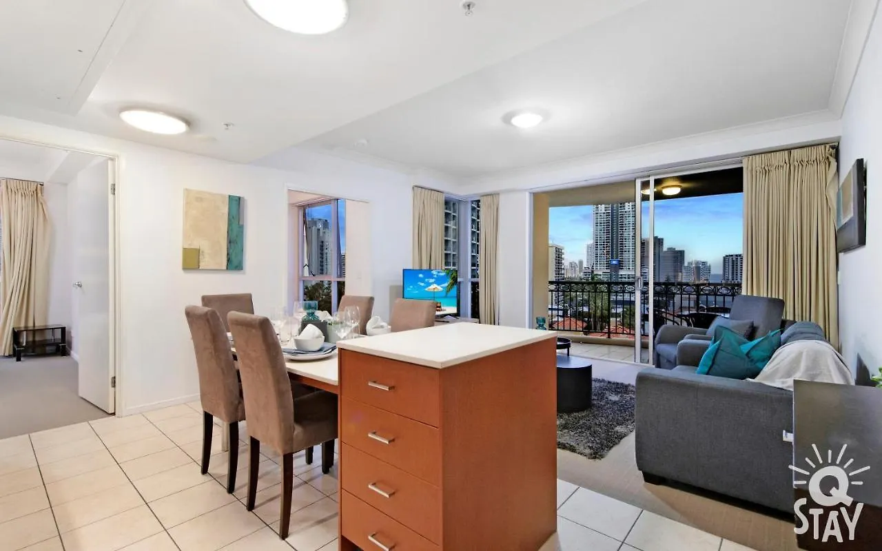 2 Bedroom 1 Bathroom - Centre Of Surfers Paradise, Chevron Renaissance Apartment