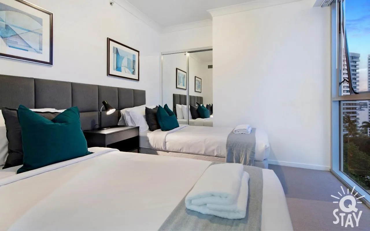 2 Bedroom 1 Bathroom - Centre Of Surfers Paradise, Chevron Renaissance * Gold Coast