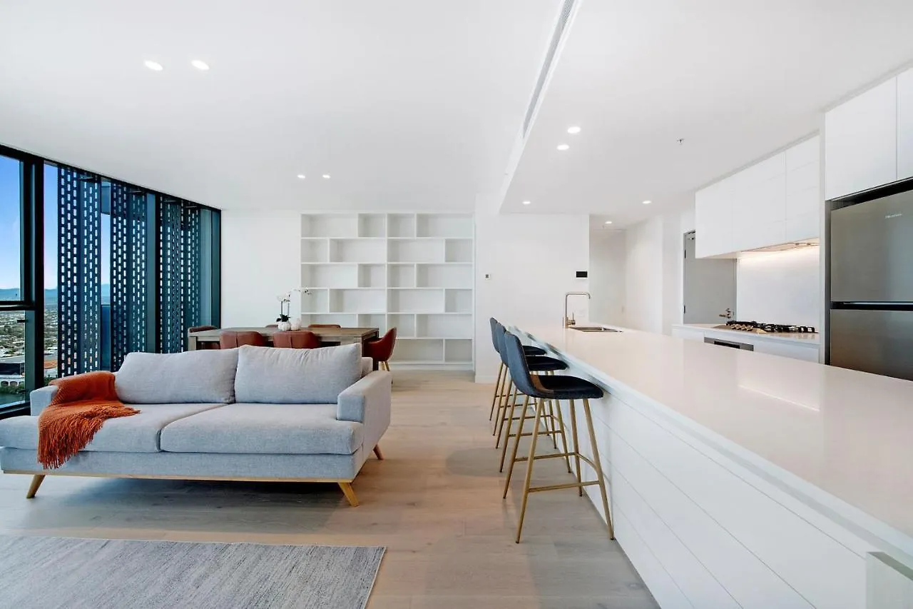 Signature Broadbeach Ocean Views - Coasthm Guldkusten