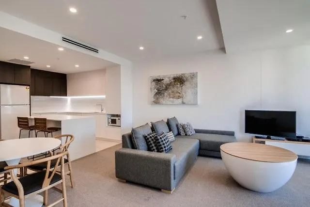 Iconic Kirra Resort 4*