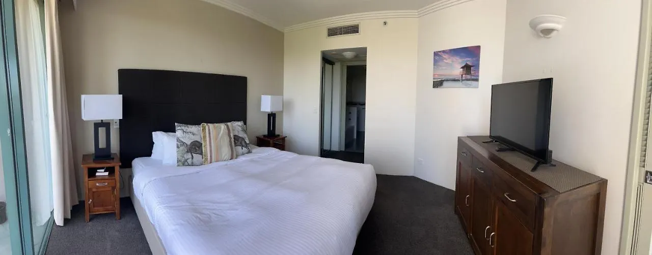 Crown Towers Apartment