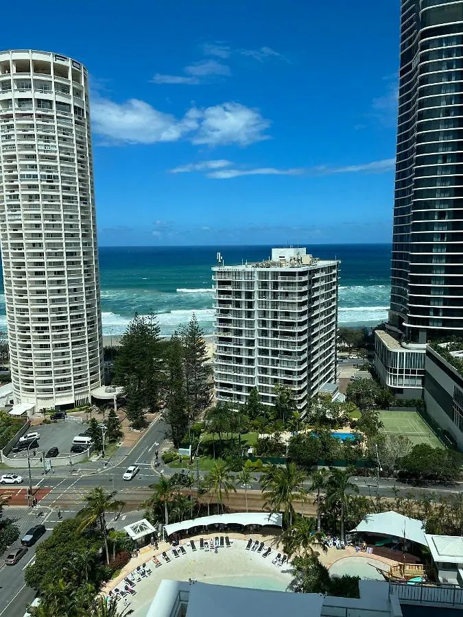 Apartment Crown Towers