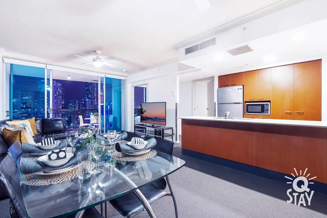2 Bedroom 1 Bathroom - Centre Of Surfers Paradise, Chevron Renaissance Apartment