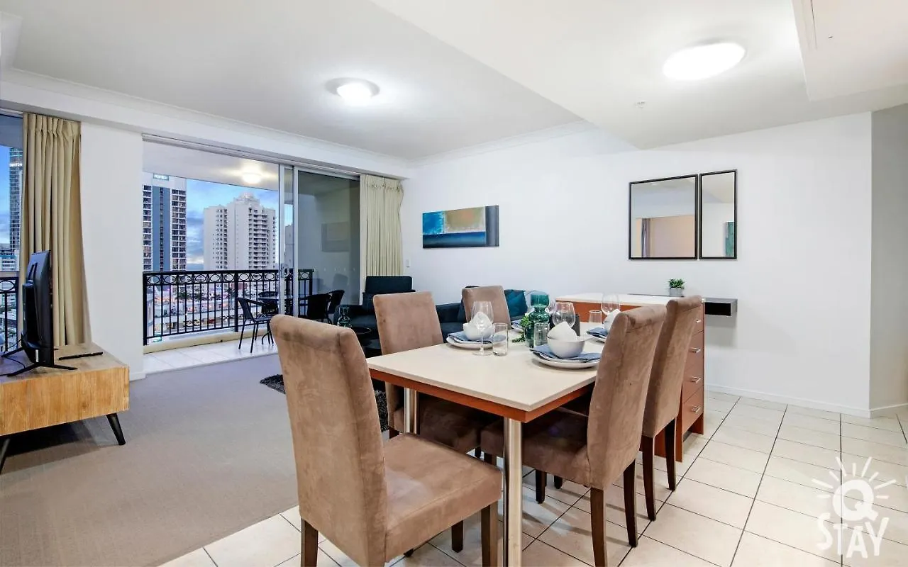 Apartment 2 Bedroom 1 Bathroom - Centre Of Surfers Paradise, Chevron Renaissance