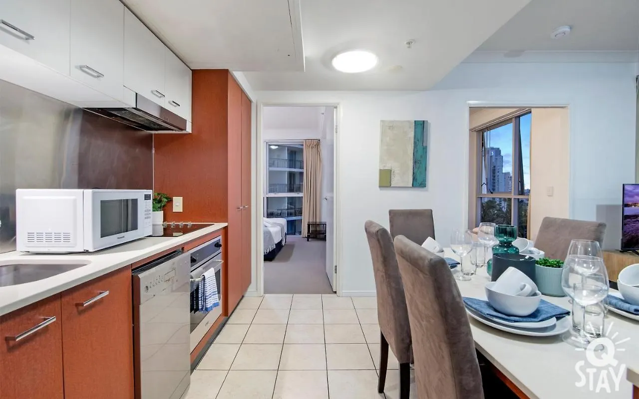 2 Bedroom 1 Bathroom - Centre Of Surfers Paradise, Chevron Renaissance Gold Coast