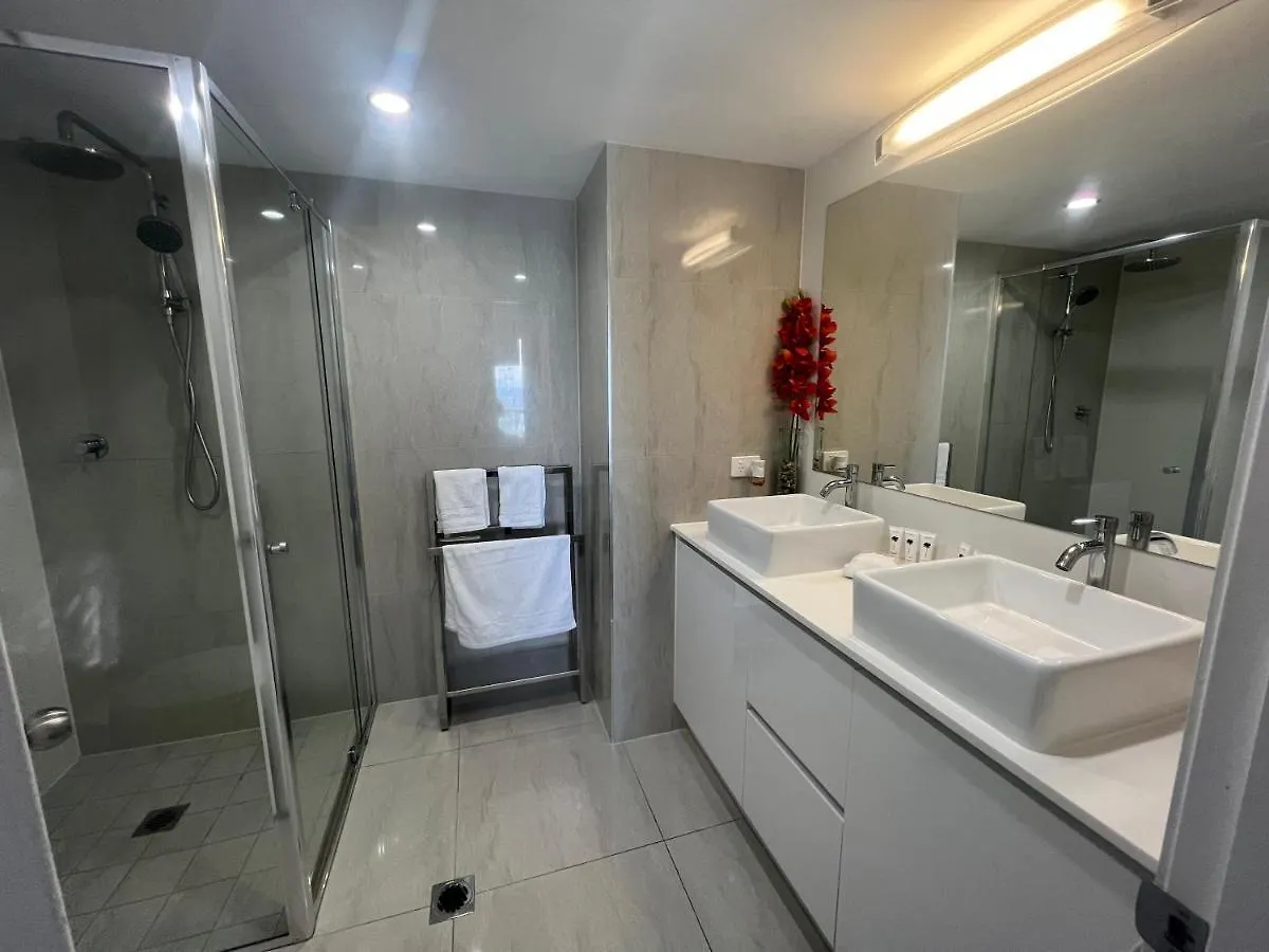 Apartment Stunning 2 Bedroom Ocean View Gold Coast