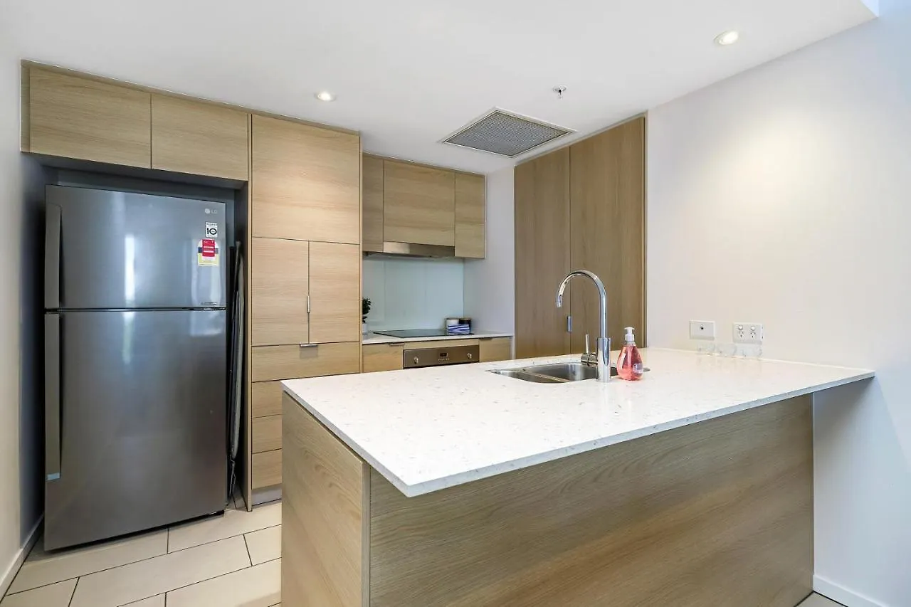 Seaside Serenity Broadbeach Ocean View Paradise Apartment *