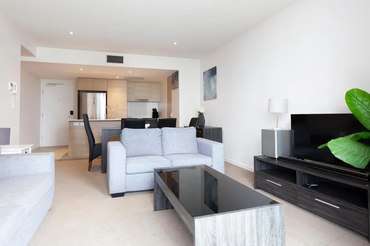 Avani-amazing Ocean View In Broadbeach Apartment *