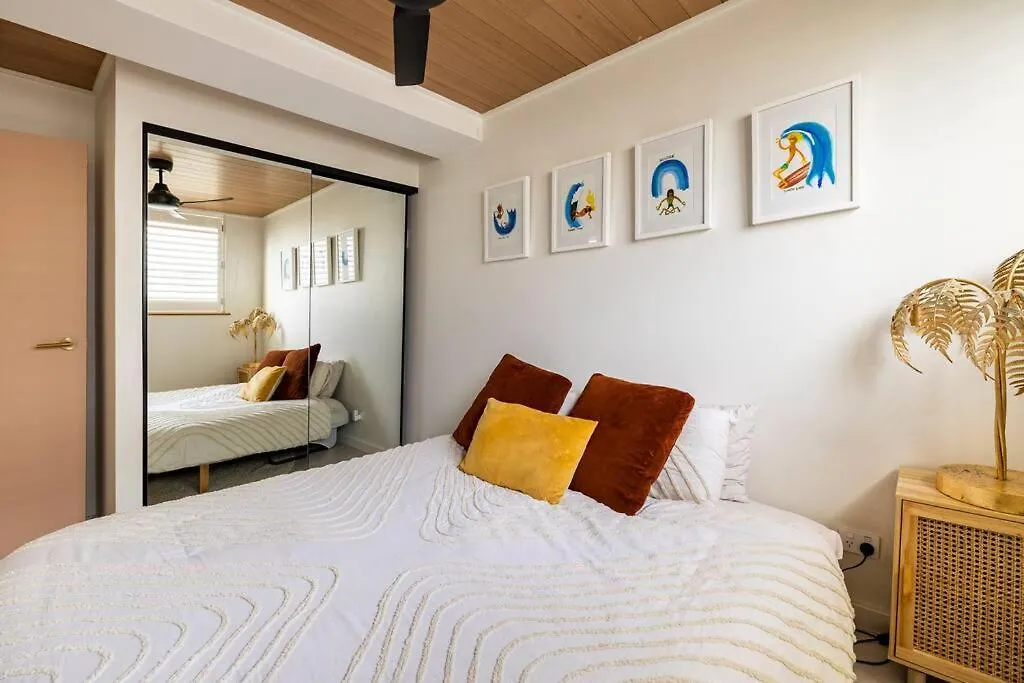 Chic Beachside Getaway 2br 2bath Fully Equipped Apartment