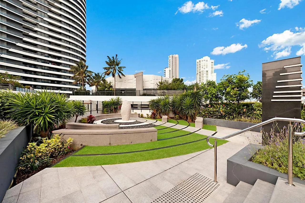 Oracle Broadbeach Wonderful Modern 2 Bed 1 Bath - Coasthm Daire