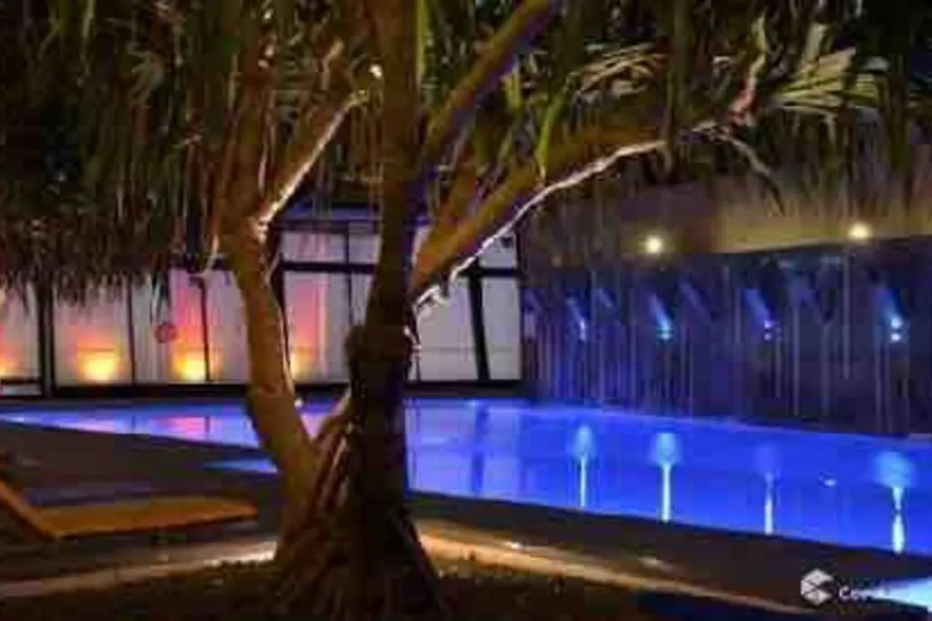 2 Bedroom Great Ocean Views In Heart Of Surfers Paradise * Gold Coast