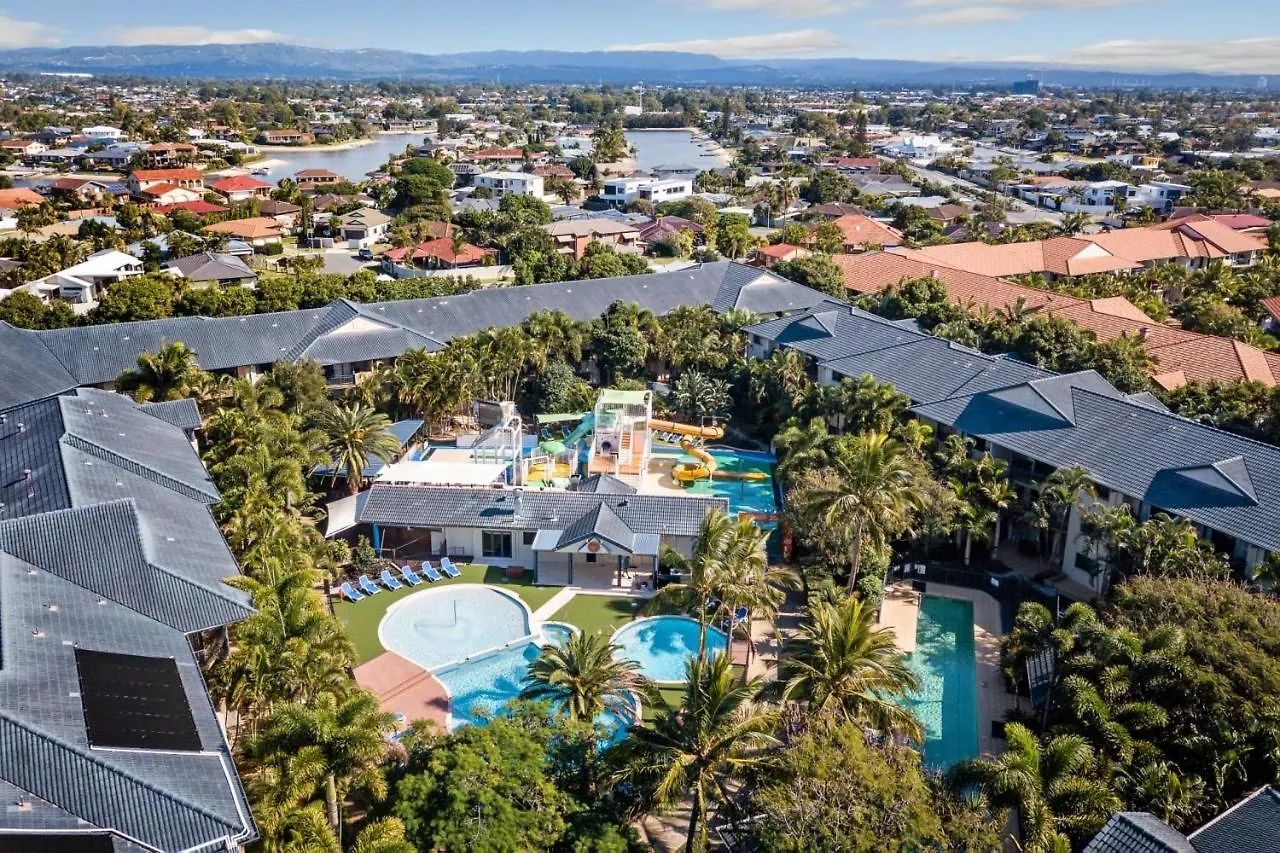 Best Ground Floor Pool Side Superior - New Listing Appartement *