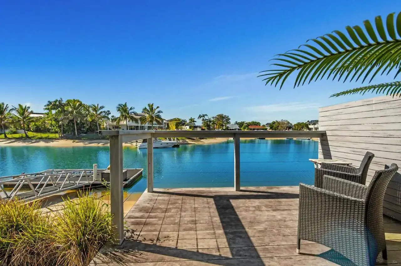 Feriehus Broadbeach - Heated Pool - Sleeps 7