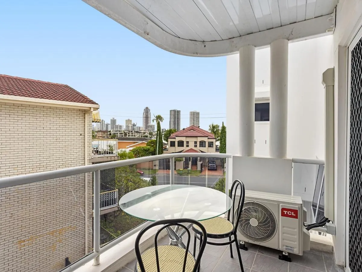 Apartment 1 Bedroom In Chevron Island By Premium