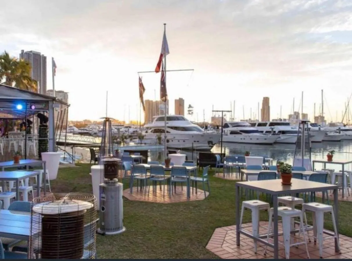 Harbour Side 3*