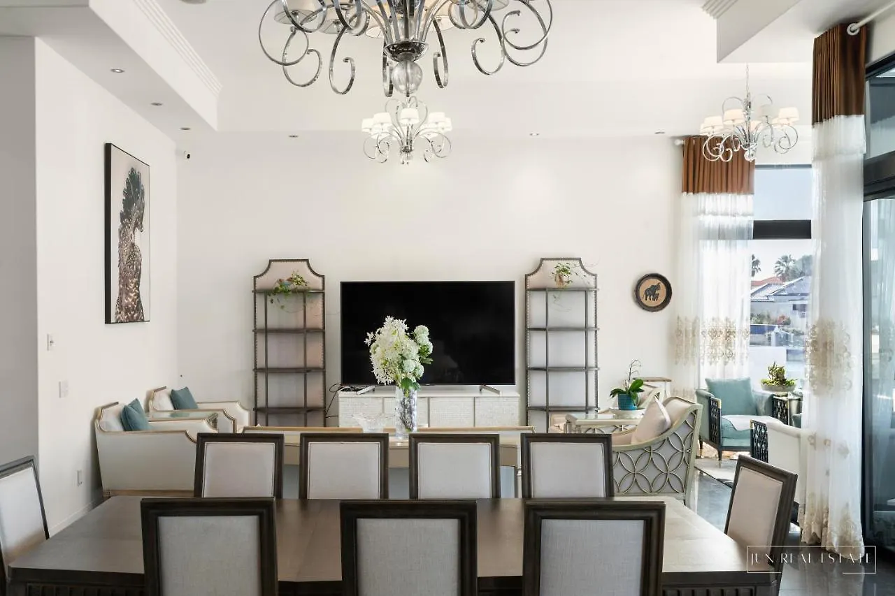 Holiday home Stunning Prestige Gold Coast