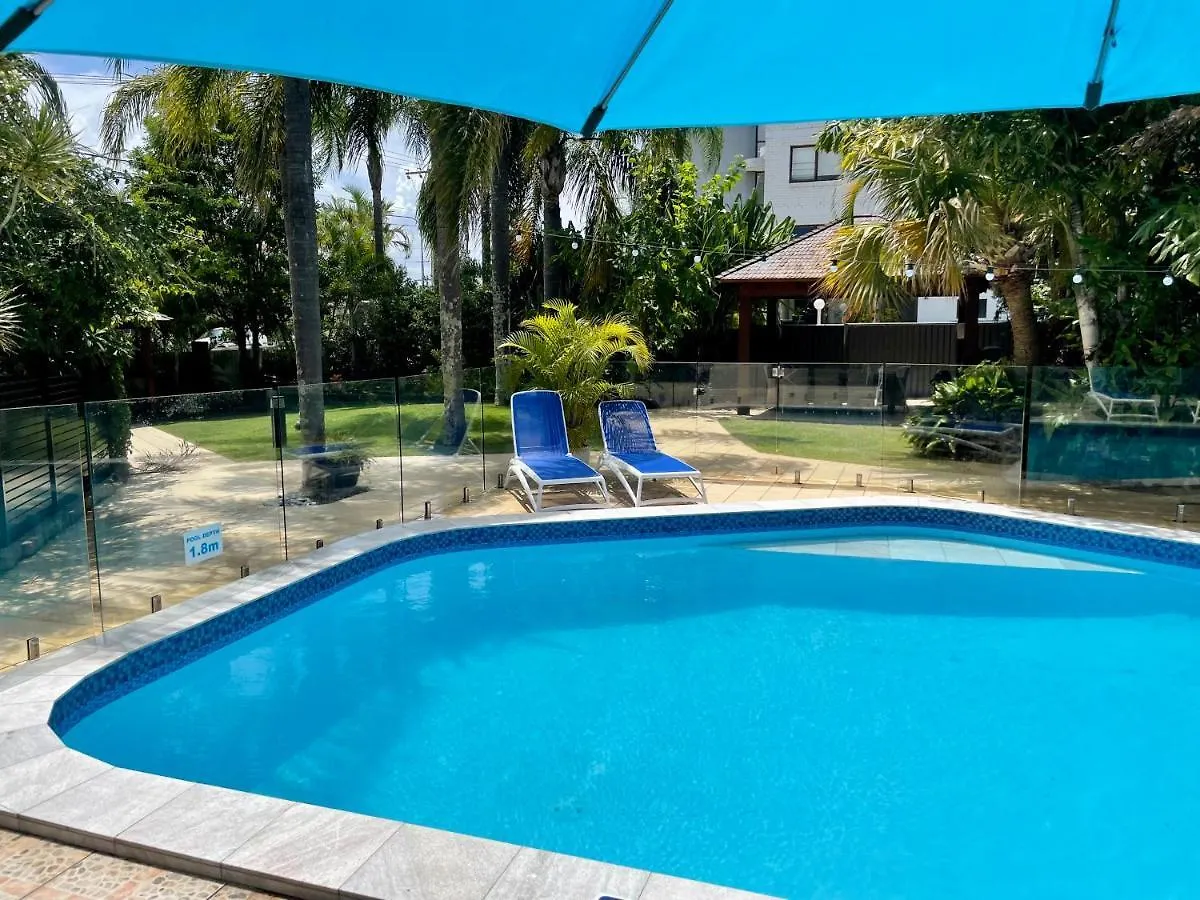 Burleigh Palms 3*