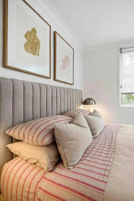 Blush On Broadbeach- Beachside And Pet Friendly, 3rd Floor Walk Up Χρυσή Ακτή