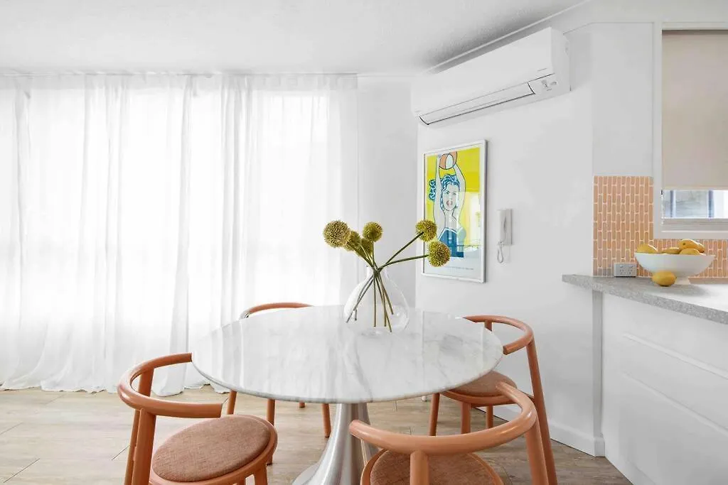 Διαμέρισμα Blush On Broadbeach- Beachside And Pet Friendly, 3rd Floor Walk Up *