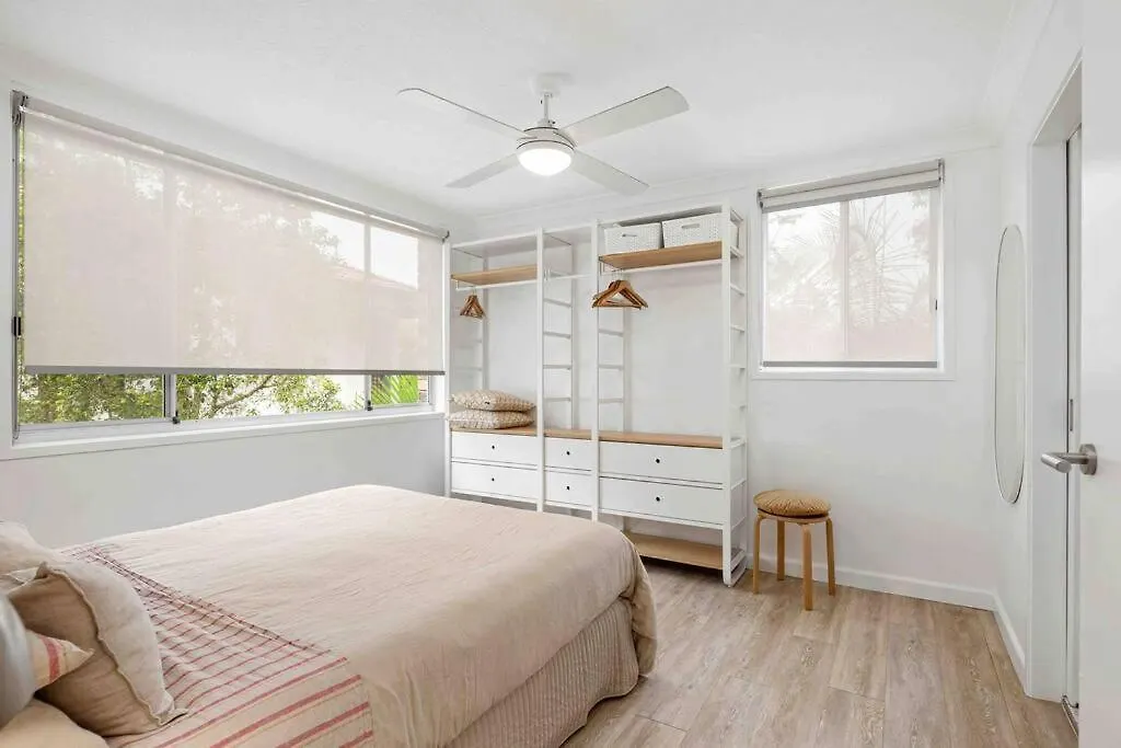 Blush On Broadbeach- Beachside And Pet Friendly, 3rd Floor Walk Up Διαμέρισμα *