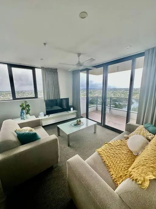 Apartment Modern Sophistication Broadbeach Gold Coast