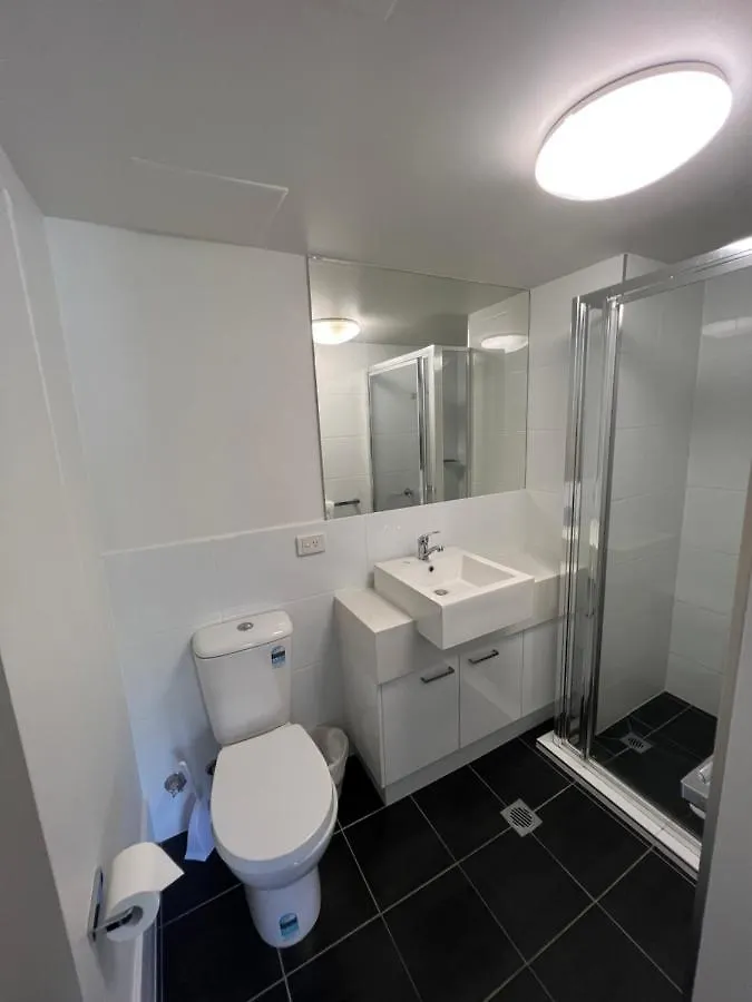 Aparthotel Cascade Gardens Apartments Gold Coast