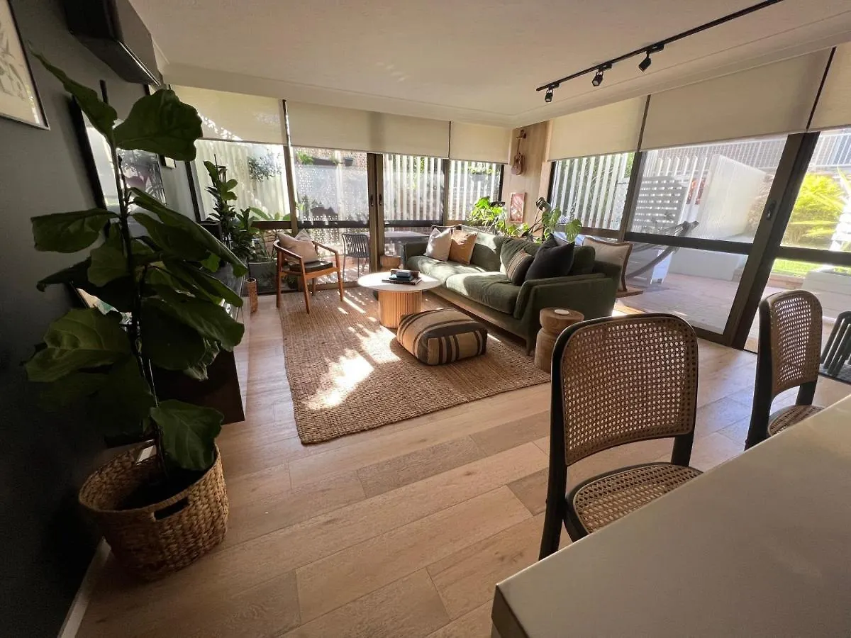 Apart-hotel Breakers North Absolute Beachfront - Official 4*