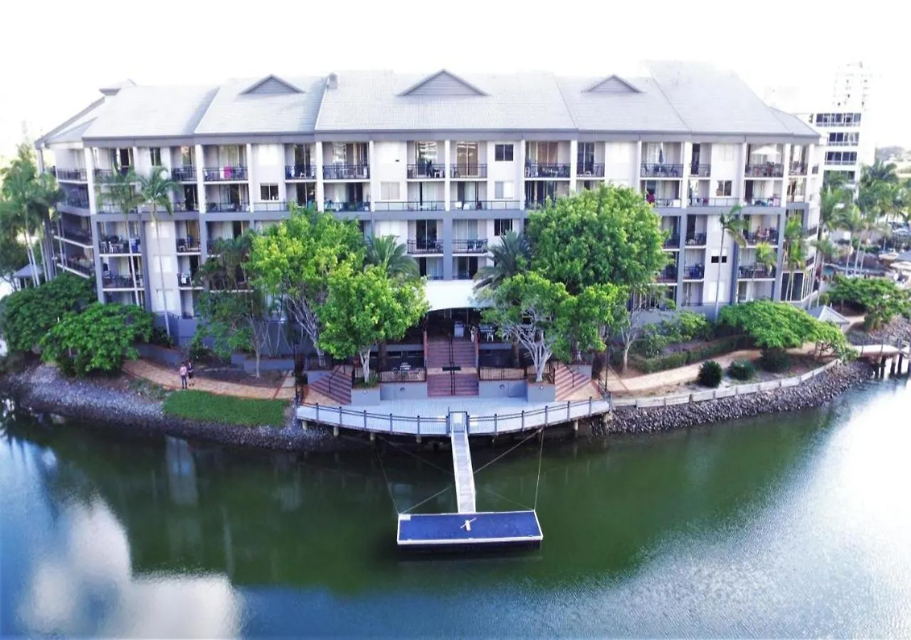 Paradise Island Surfers Paradise - Garden Gold Coast