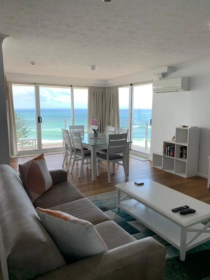 Pacific Regis Beachfront Aparthotel Gold Coast