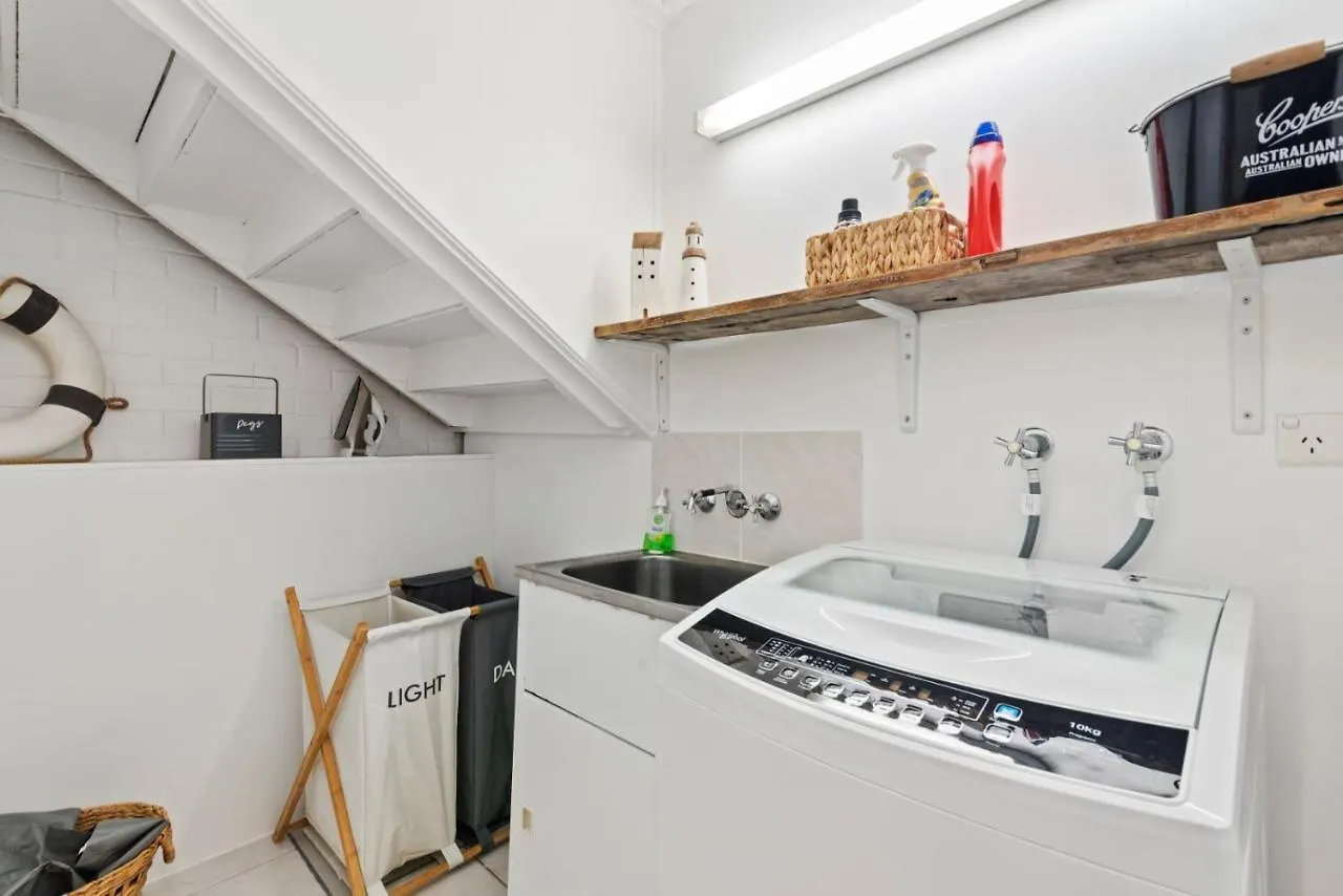 Holiday home Castaway In Tugun