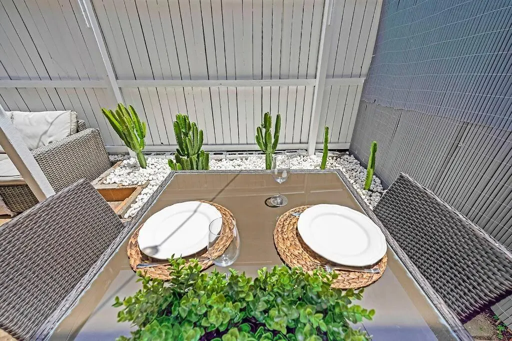 Apartment Palma - Couples Shack!