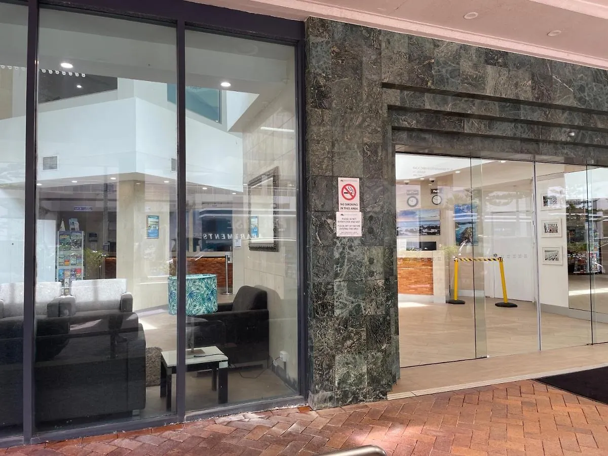 1 Bedroom And 1 Living Family Gold Coast