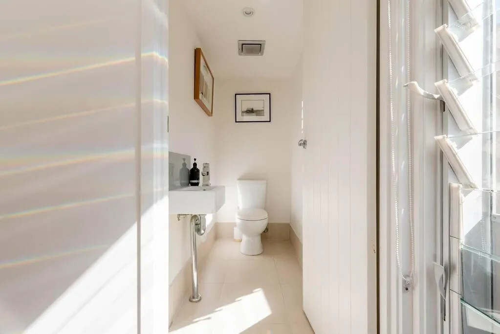 Sirens Rest - Luxe Oasis - Breathe. Relax. *