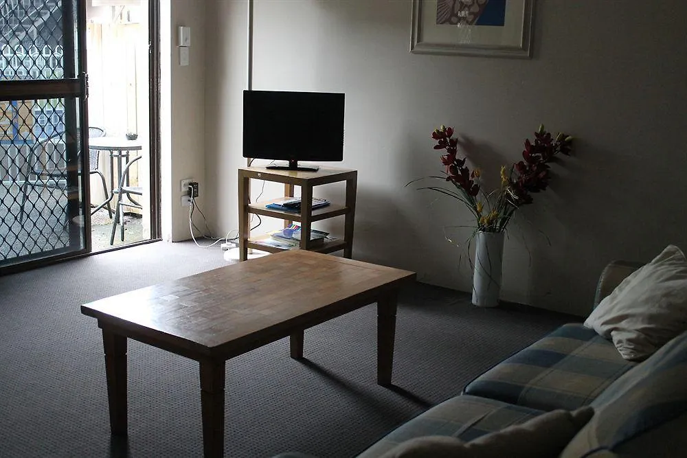 Montego Mermaid Gold Coast