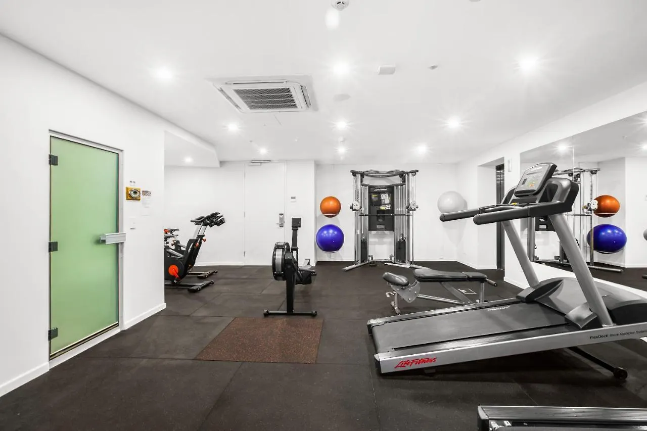 Apartment Ocean View 2-bed With Pool, Sauna, Gym And Bbq *