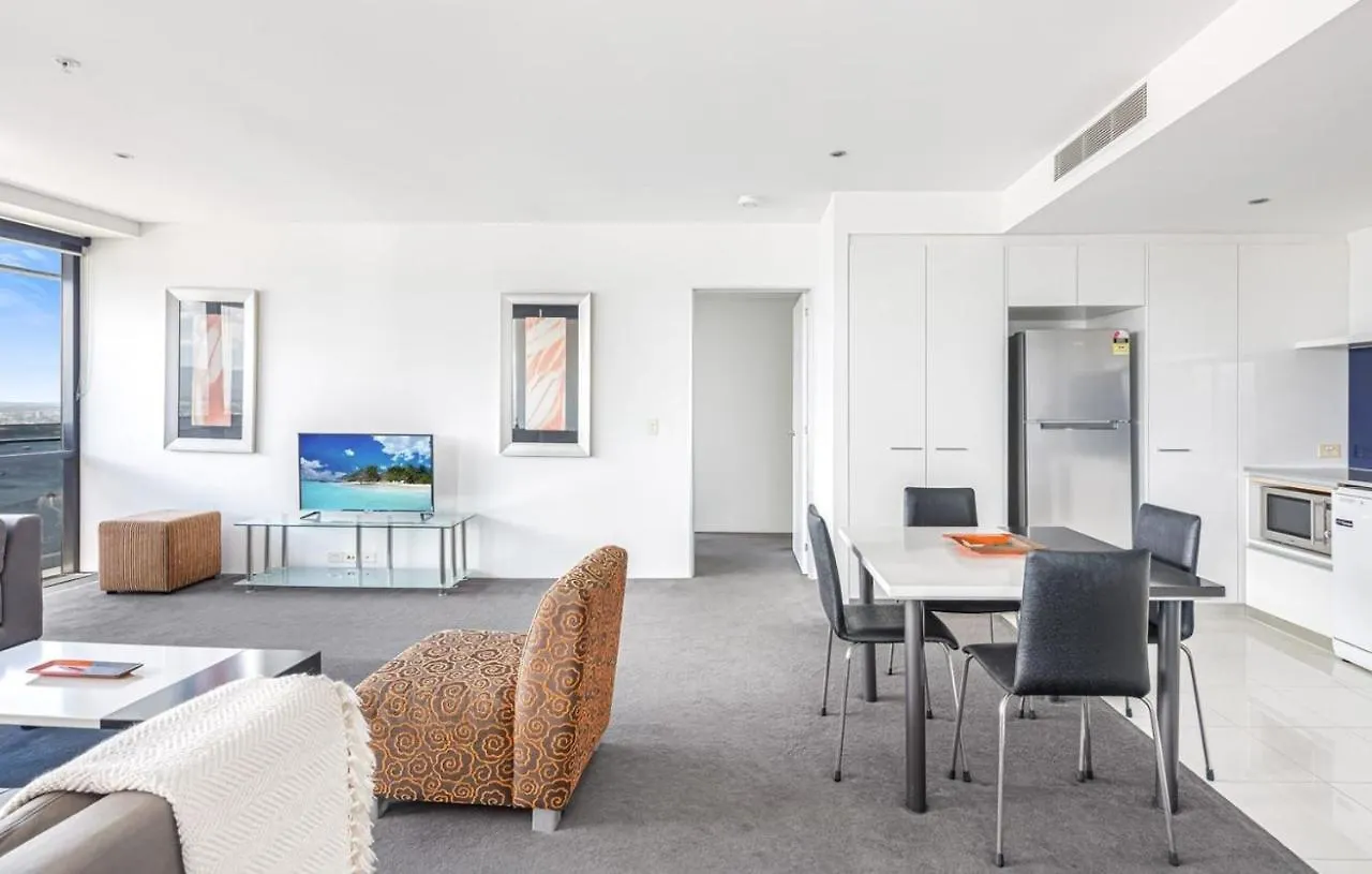 Circle On Cavill - Hosted By Coastal Letting Apartment