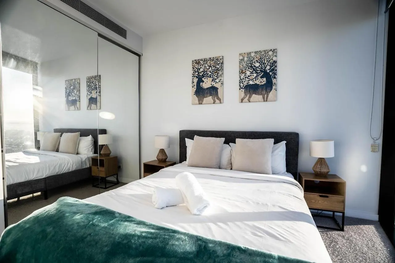 Apartment 2 Bedroom Luxurious Family Next To Pacific Fair - Broadbeach Gc22 Gold Coast