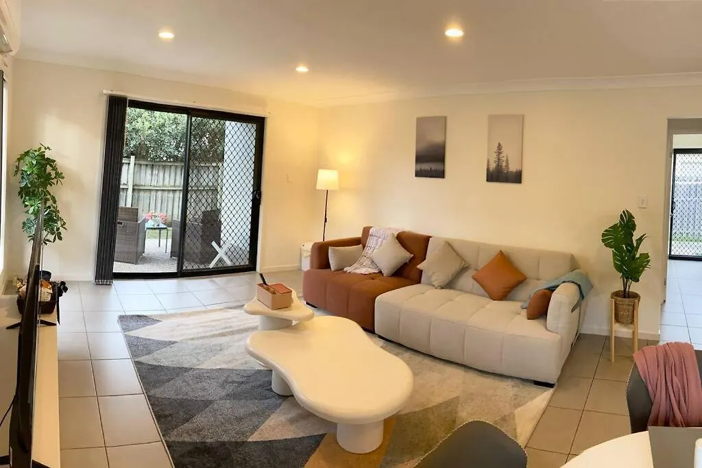 The Peaceful Place To - Holiday home Gold Coast